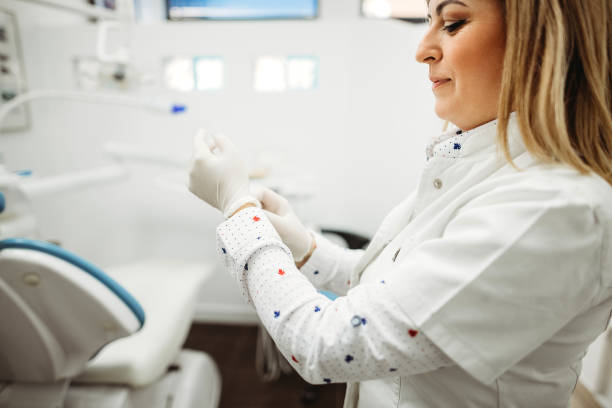 istock Your smile is in safe hands 1386515504