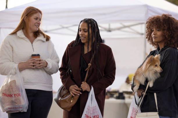 istock Farmers Market 1386517024