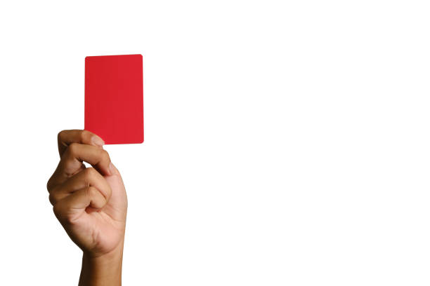 mão mostrando cartão vermelho - adjudicator - fotografias e filmes do acervo