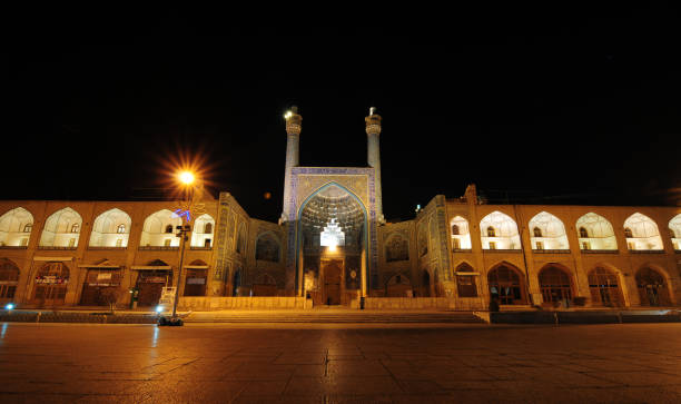 istock Naqsh-i Cihan Square - İsfahan 1386629392