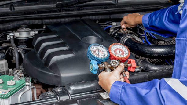 istock air conditioner check service, leak detection, fill refrigerant. 1386665786