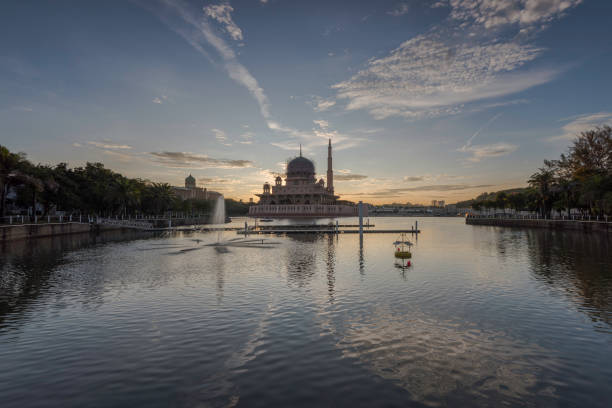 istock Morning at Putrajaya 1386688218