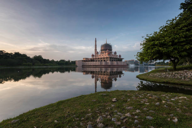 istock Morning at Putrajaya 1386688399