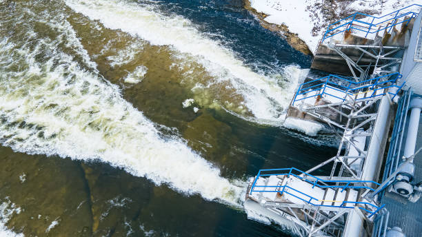 Heavy water from snow melt at dam