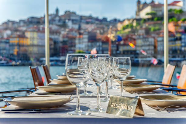 istock Reserved sign on restaurant table in Porto 1386724022