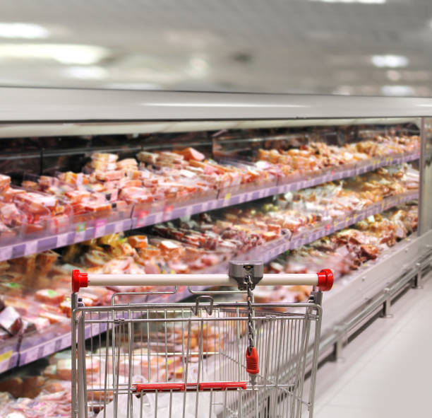 istock empty grocery cart in an empty supermarket 1386725393
