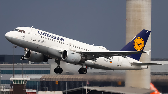 Manchester Airport, United Kingdom - 17 March 2022: Lufthansa Airbus A319 (D-AILY) departing for Munich, Germany.