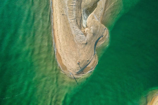 istock Saunders Beach, Townsville 1386755043
