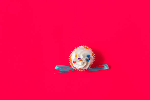 istock Bakery shop association on bright red background 1386779155