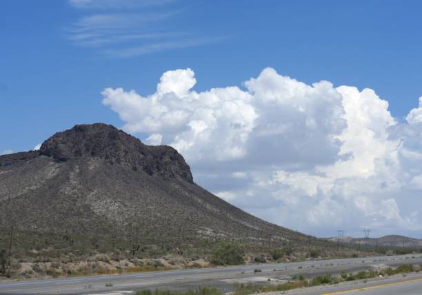 istock Roadside views and land formations along Interstate 15 in California. 1386821629