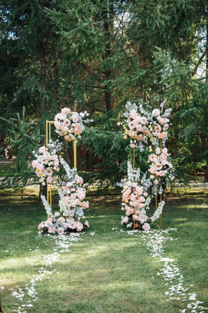 istock Square arch for a wedding ceremony. beautiful flowers 1386828738