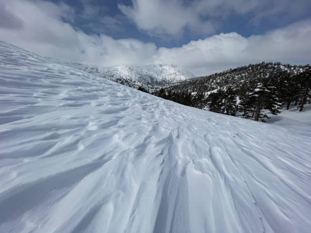 istock shapes, patterns and formations formed by the effect of the storm on high mountains 1386866804