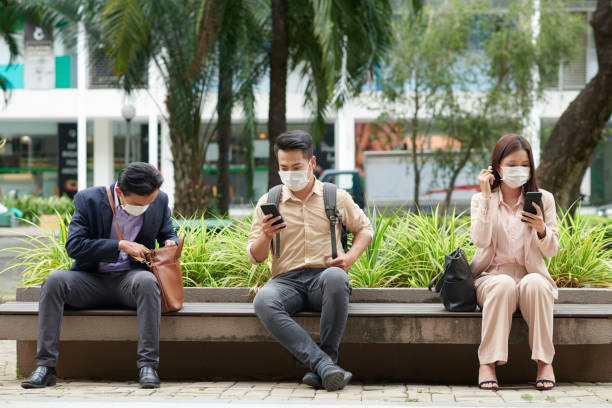 istock Business People Spending Break Outdoors 1386872695
