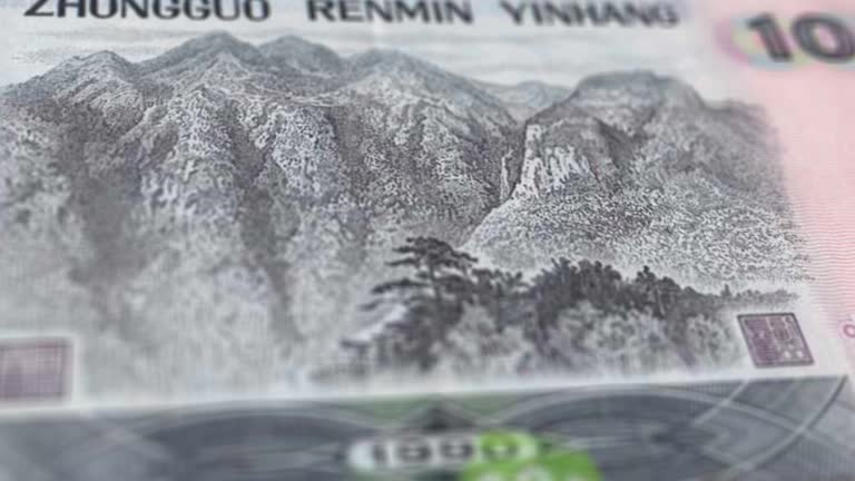 Close up of a Tracking Dolly Shot 100, 50, 20, 10, 5, 1 Chinese Yuan banknote Observe and Reserve Side, 4k Resolution. stock video - China Renminbi Current 100 Yuan Banknotes, Seamless Loop, Chinese Money Currency Background, 4K, Depth of Focus video