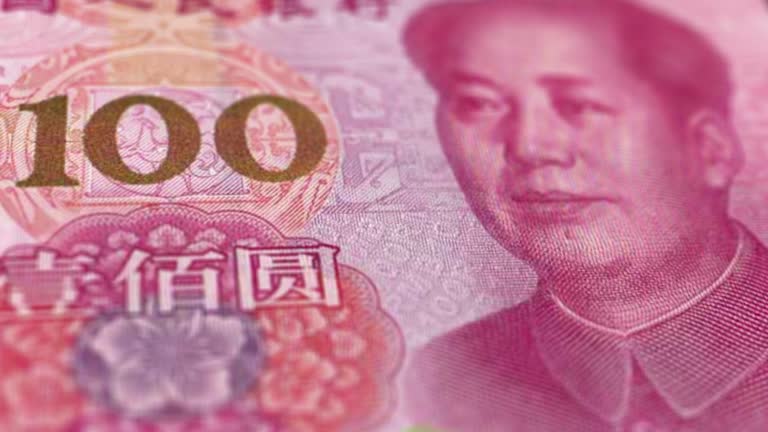 Close up of a Tracking Dolly Shot 100, 50, 20, 10, 5, 1 Chinese Yuan banknote Observe and Reserve Side, 4k Resolution. stock video - China Renminbi Current 100 Yuan Banknotes, Seamless Loop, Chinese Money Currency Background, 4K, Depth of Focus video