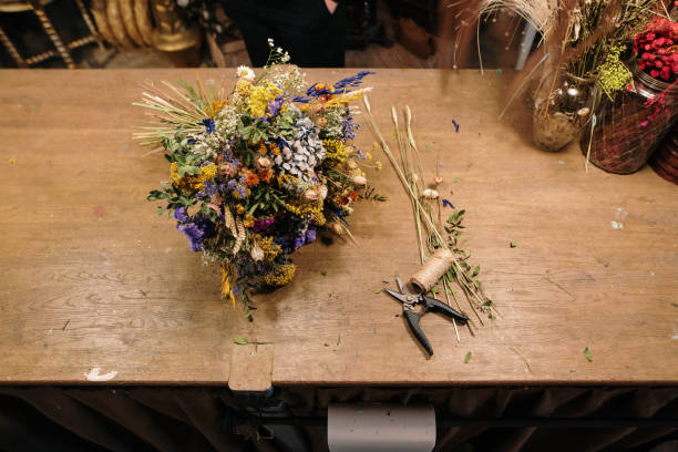 istock Dried flowers bouquet 1386922089