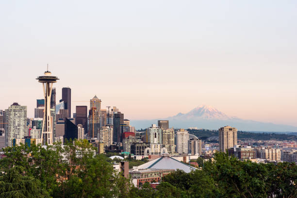istock Downtown Seattle skyline with Mt. Rainier 1386953022