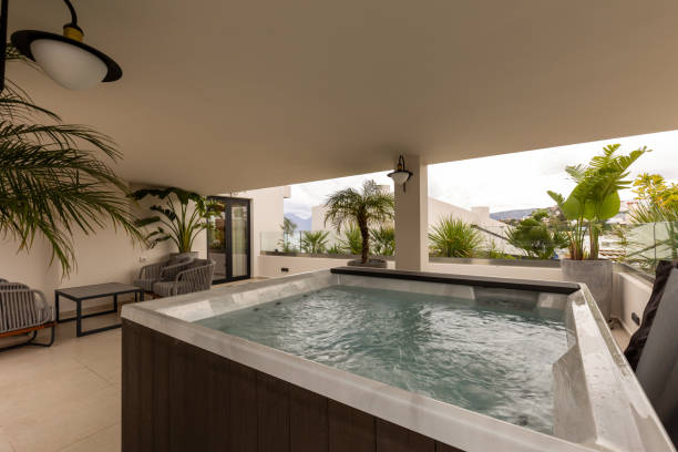istock Hydromassage bathtub on the hotel terrace 1386955715