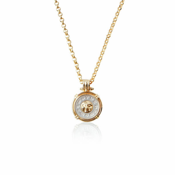 istock Luxury Gold and Diamond Jewelry 1386976542