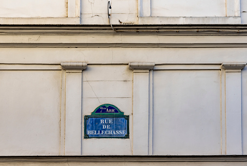 Rue De Bellechasse street sign.