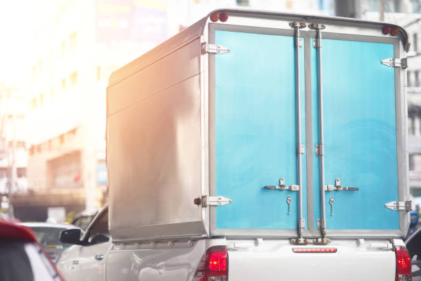 istock Thai truck for delivery parcels 1387094137