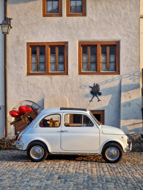 istock Vintage fiat 500 prepared for a wedding 1387110503