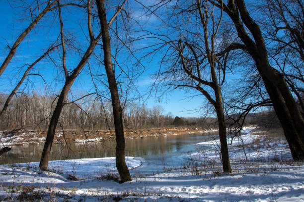 istock Castlewood State Park - Meramec River Bend & Framing Trees 1387110974