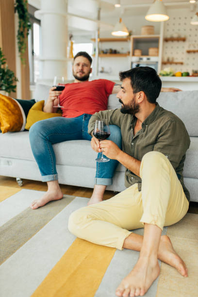 istock Gay couple 1387137141