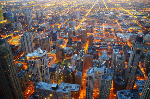 istock Chicago Night Lights - Illuminated Streets 1387165872