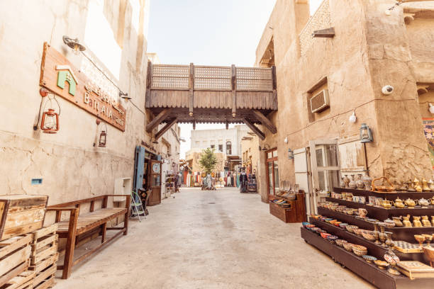 This historical district is located alongside Dubai Creek depicting life from 19th Century, is a traditional old town preserved by Dubai Cultures. This neighborhood has number of houses, museum, traditional eateries, art galleries, vintage and souvenir stores. This historical district organizes wide array of cultural activities and events attracting tourists and locals.