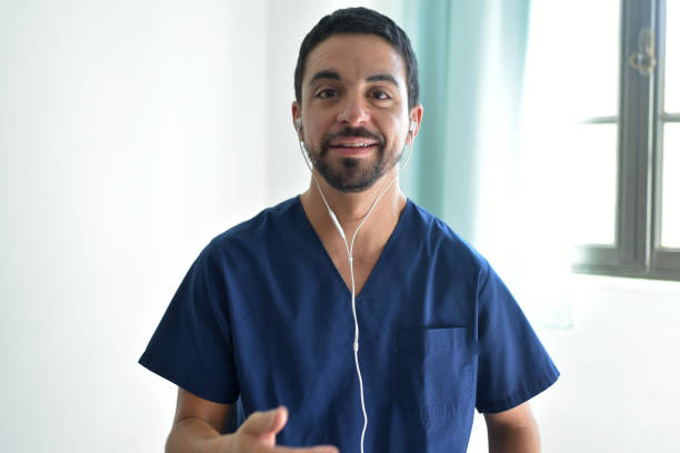 istock online medical care 1387331753