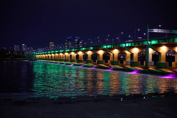 istock Night view of Seoul 1387335547