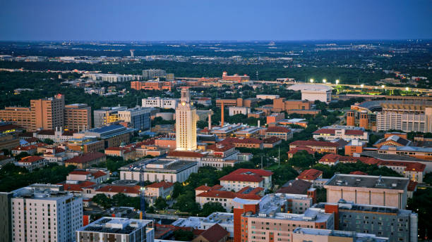 istock View of University Of Texas 1387360952