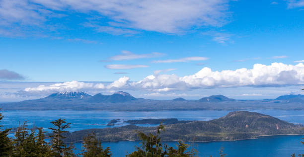 mount edgecumbe from harbor mountain - harbor imagens e fotografias de stock