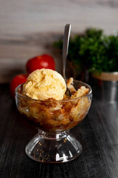 istock Large apple cobbler dessert with ice cream 1387492398