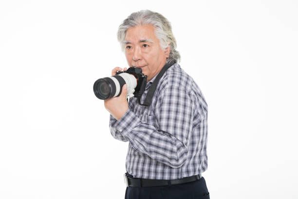 istock erlderly photography enthusiasts 1387498551