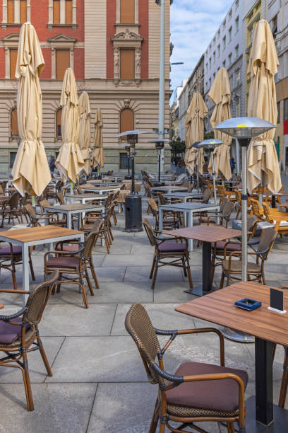 istock Restaurant Street Tables Chairs 1387506444