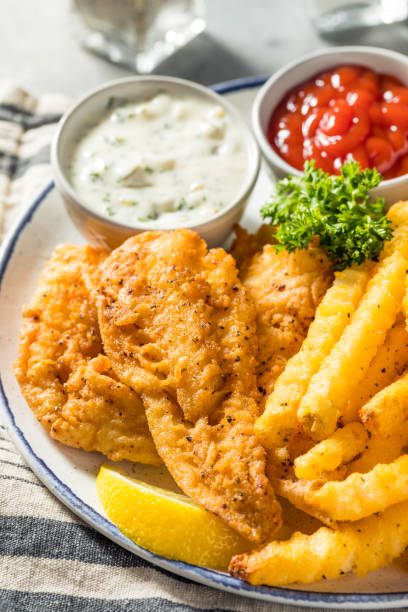 istock Homemade Lent Fish Fry 1387521574