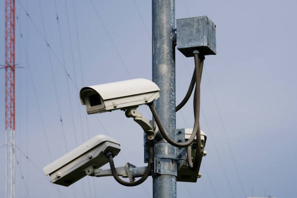istock Camera CCTV in Green park 1387596011