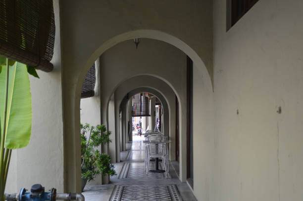 istock Elegant Archway in a Colonial Building 1387624451