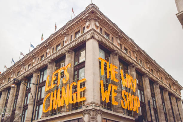 セルフリッジズ デパート外観、オックスフォード ストリート、ロンドン、イギリス - urban scene regent street city of westminster inner london ストックフォトと画像