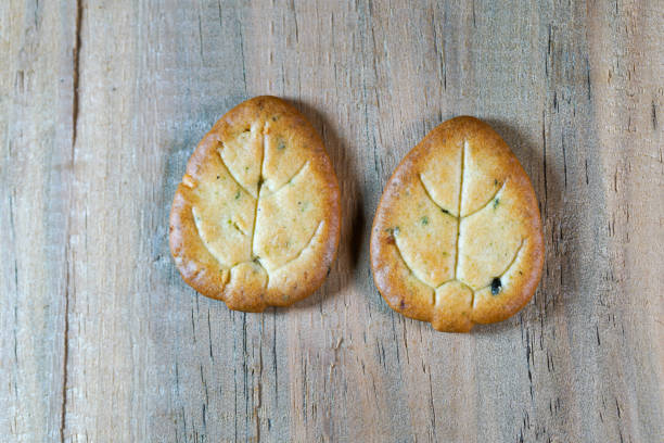 vegetable onion cookie on wooden table