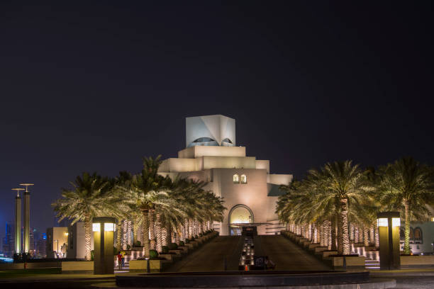 museu de arte islâmica em doha. - museum of islamic art doha - fotografias e filmes do acervo