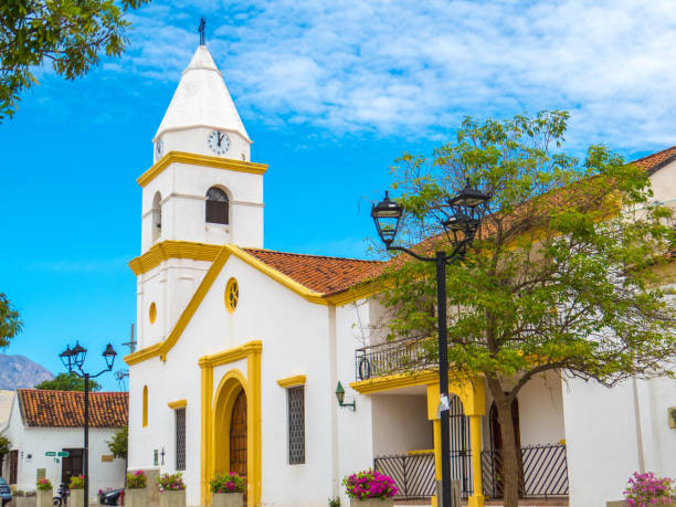 istock Alfonso Lopez Square - Valledupar Colombia 1387851394