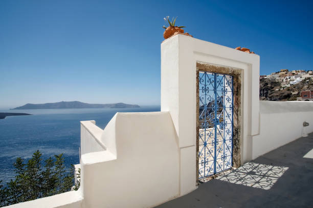 istock Stunning views of Santorini 1387885568
