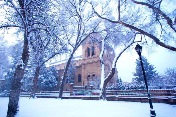 istock Santa Fe, NM: Saint Francis Cathedral in Snow 1387900764