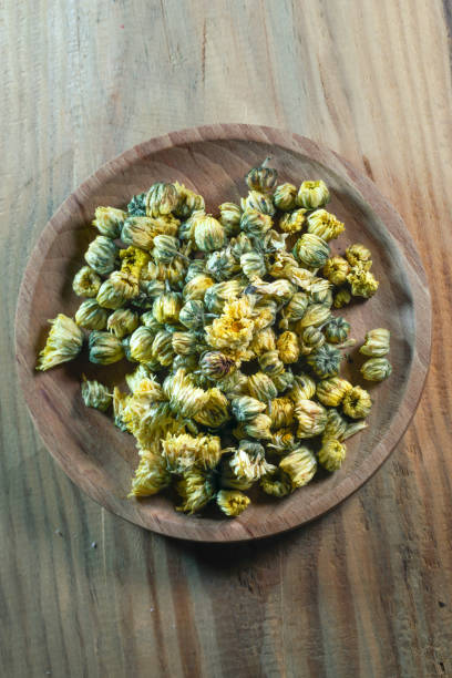 istock chrysanthemum flower tea dry preserved 1387905346
