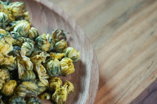 istock chrysanthemum flower tea dry preserved 1387905352