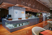 restaurant-interieur-teil-des-hotels.jpg?b=1&s=170x170&k=20&c=oV4wlnVGngSD9qQDV5_Ma2oOZi7CSpU9e9aF9S2yoV0=