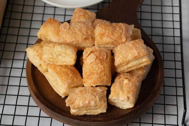 istock Homemade fresh buttermilk southern biscuits 1387932926